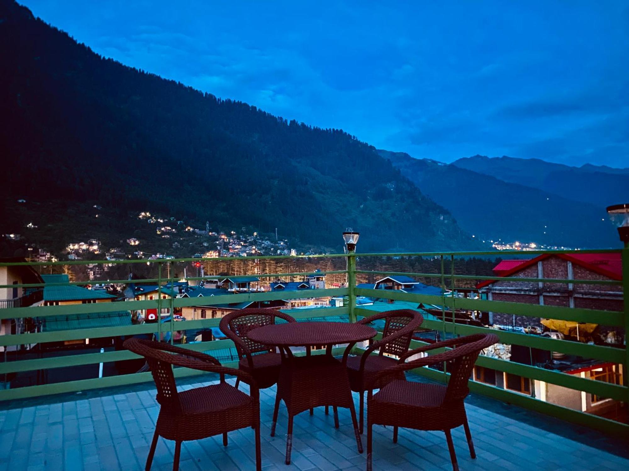 Tata Vista Resort Mall Road Manali - Centrally Heated & Air Cooled Exterior photo
